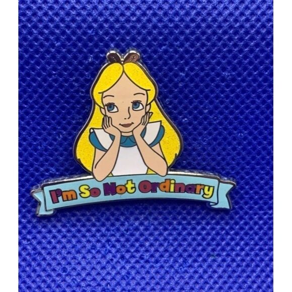 NWOT Alice in Wonderland 2020 Disney Pins I'm so not ordinary Disney Store excl - Picture 1 of 3
